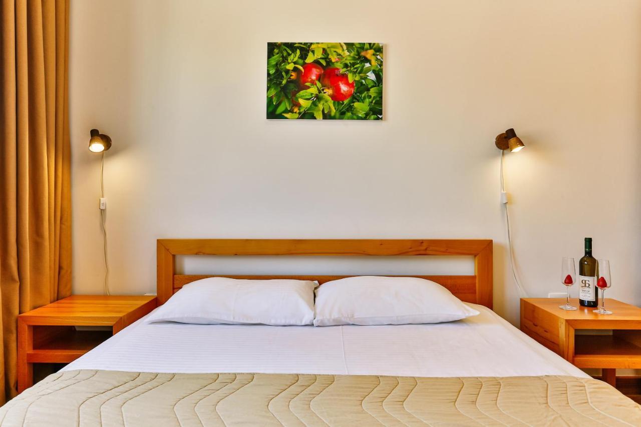 Montesun Apartments Budva Buitenkant foto